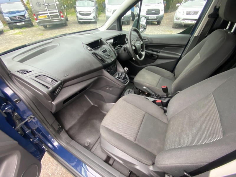 FORD TRANSIT CONNECT 210 LWB AIR CON. 2017