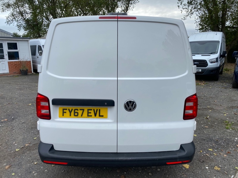 VOLKSWAGEN TRANSPORTER T28 2.0TDI T6 STARTLINE BLUEMOTION.  74K FSH 1 OWNER. 2017