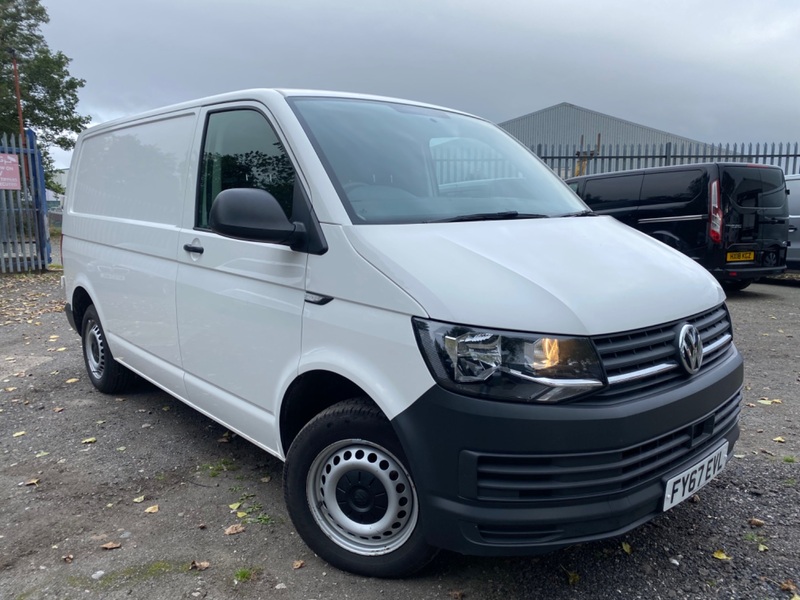 VOLKSWAGEN TRANSPORTER T28 2.0TDI T6 STARTLINE BLUEMOTION.  74K FSH 1 OWNER. 2017