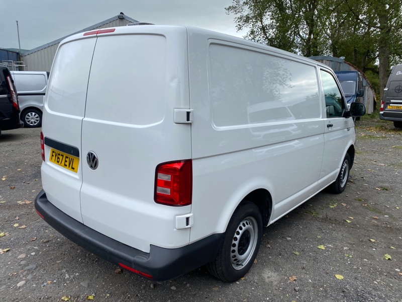 VOLKSWAGEN TRANSPORTER T28 2.0TDI T6 STARTLINE BLUEMOTION.  74K FSH 1 OWNER. 2017