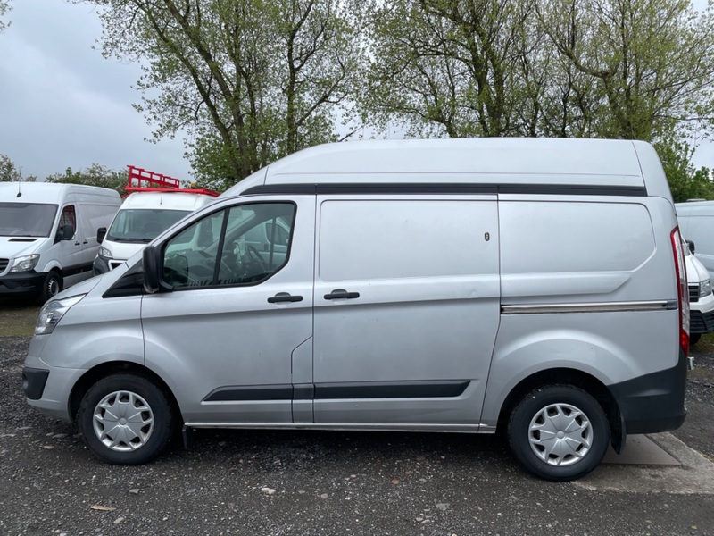 FORD TRANSIT CUSTOM 310 TREND High Roof. Silver. Aircon. 2015