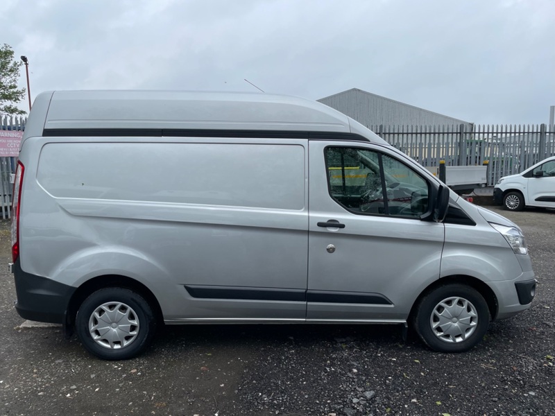 FORD TRANSIT CUSTOM 310 TREND High Roof. Silver. Aircon. 2015