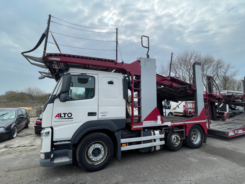 VOLVO FM FM420 6X2R + Transporter Engineering EVO 6 2015