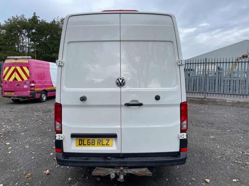 VOLKSWAGEN CRAFTER CR35 TDI MWB TRENDLINE. DAB. B-Tooth. Cruise.1 Owner. 2019