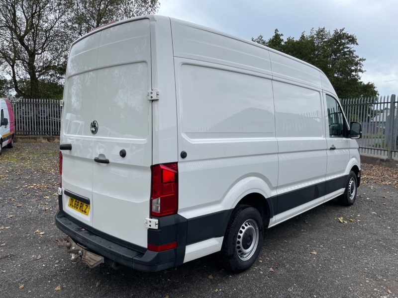 VOLKSWAGEN CRAFTER CR35 TDI MWB TRENDLINE. DAB. B-Tooth. Cruise.1 Owner. 2019