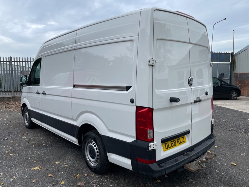 VOLKSWAGEN CRAFTER CR35 TDI MWB TRENDLINE. DAB. B-Tooth. Cruise.1 Owner. 2019