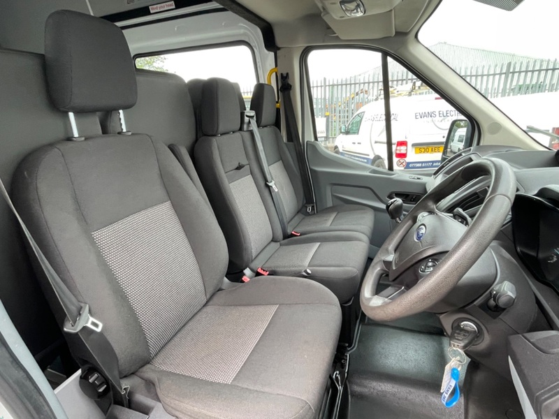 FORD TRANSIT Mk8 2.2TDCi 125 BHP Welfare Van, 2015