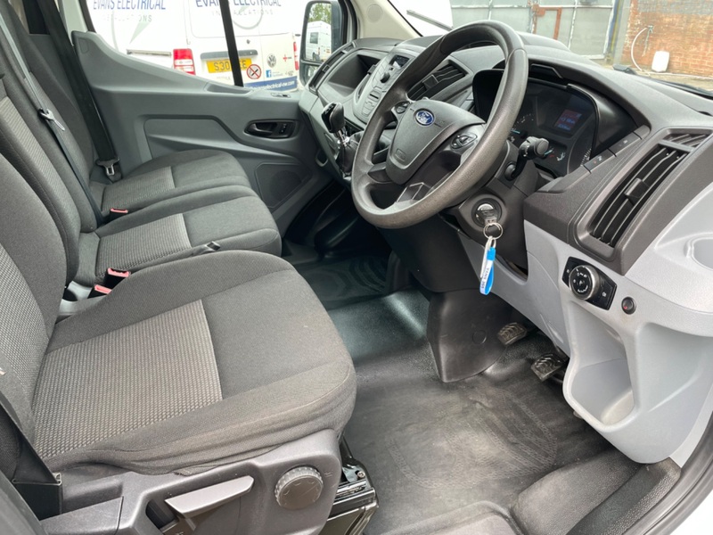 FORD TRANSIT Mk8 2.2TDCi 125 BHP Welfare Van, 2015