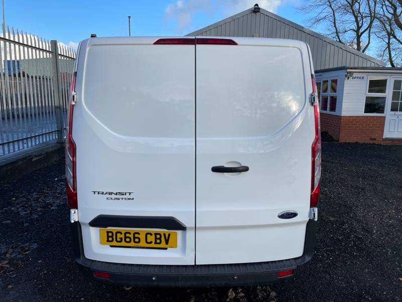 FORD TRANSIT CUSTOM 310. 2.0TDCi LWB Van.  Onboard Generator. 2016