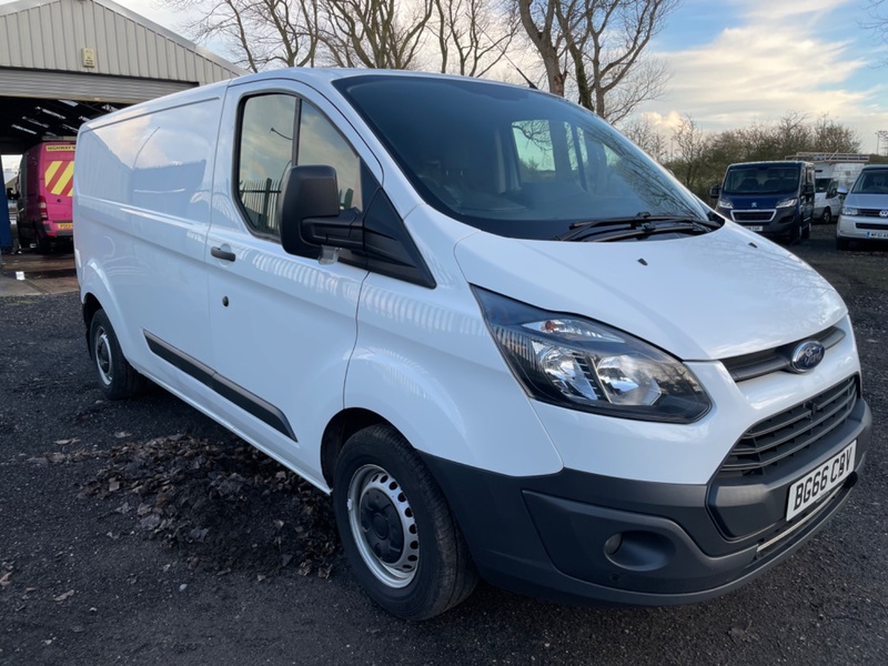 FORD TRANSIT CUSTOM 310. 2.0TDCi LWB Van.  Onboard Generator. 2016