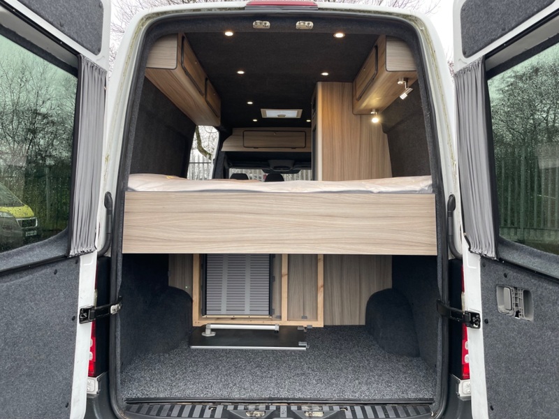 MERCEDES-BENZ SPRINTER 313 CDI Campervan. Double Bed. New Build. 2015