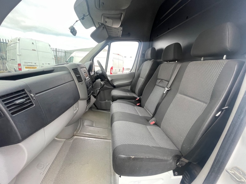 MERCEDES-BENZ SPRINTER 313 CDI MWB 1 Owner. NO VAT. 2013