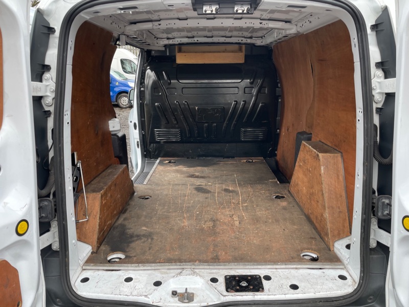 FORD TRANSIT CONNECT 240 LWB. 115BHP. 6 Speed. NO VAT 2016