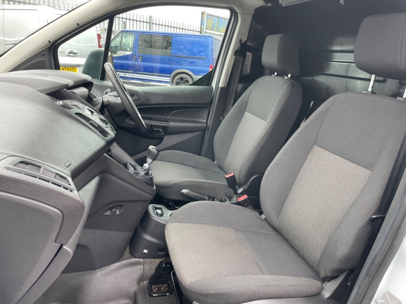 FORD TRANSIT CONNECT 240 LWB. 115BHP. 6 Speed. NO VAT 2016