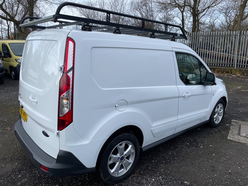 FORD TRANSIT CONNECT 200 LIMITED 120BHP. Euro 6. NO VAT 2017