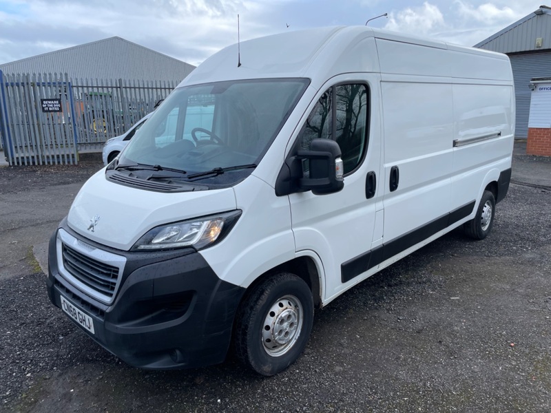 PEUGEOT BOXER BLUE HDI 335 L3H2 PROFESSIONAL . FSH. 2018