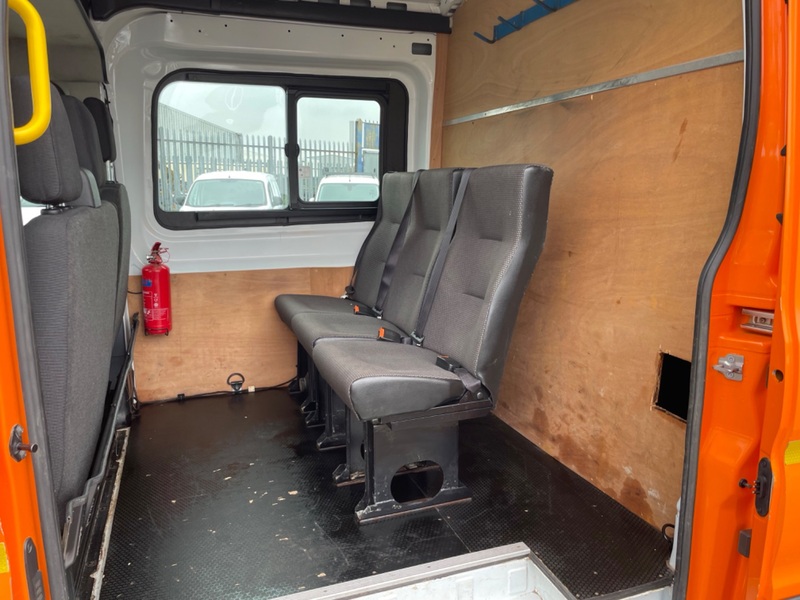 FORD TRANSIT 130BHP RWD Crew Van, Combi. 6 Seats. Heater. 2017