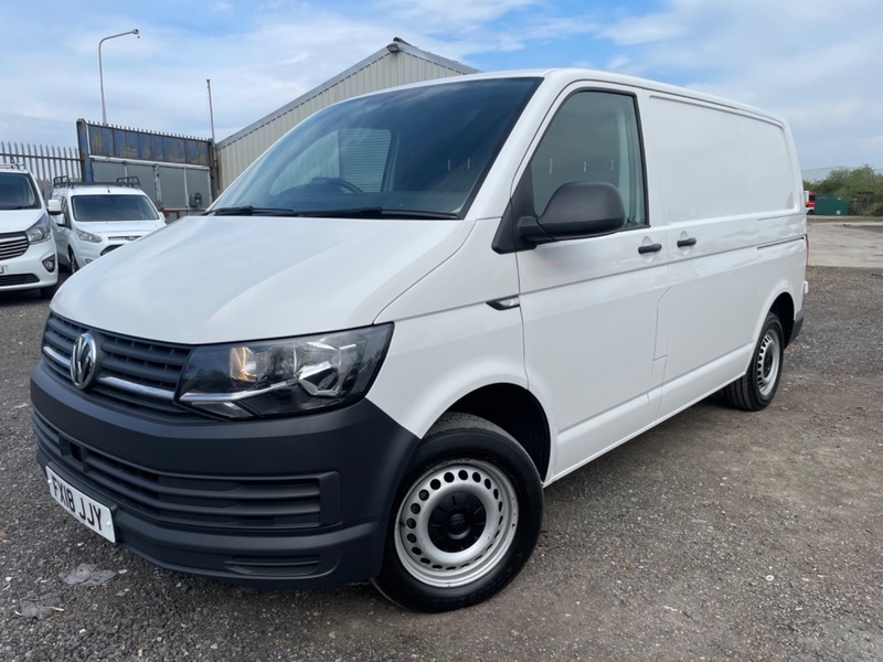 VOLKSWAGEN TRANSPORTER T28 2.0 TDI Startline. 1 Owner. FSH 2018