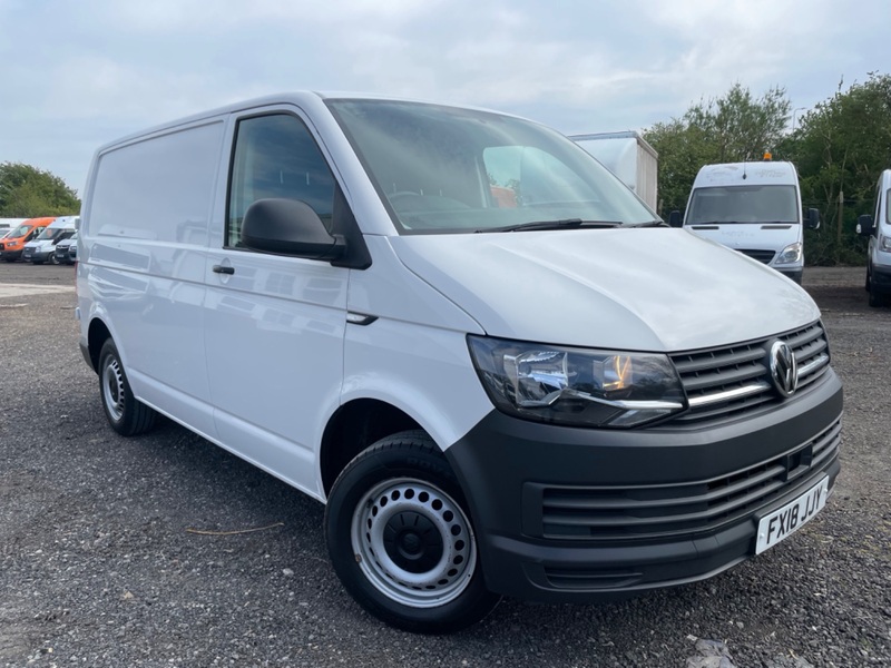 VOLKSWAGEN TRANSPORTER T28 2.0 TDI Startline. 1 Owner. FSH 2018