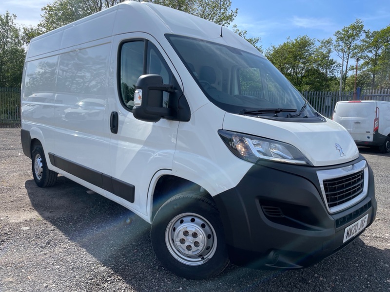 PEUGEOT BOXER BLUEHDI 335 L2H2 PROFESSIONAL 2.2 HDi Euro 6. 2020