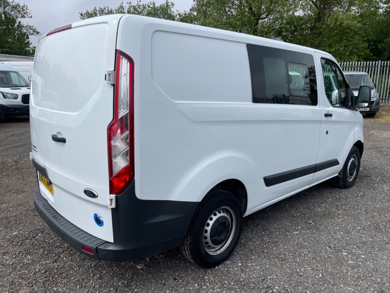 FORD TRANSIT CUSTOM Crew Cab. Aircon. DAB. Appleplay Android. 6 Seats. 2015