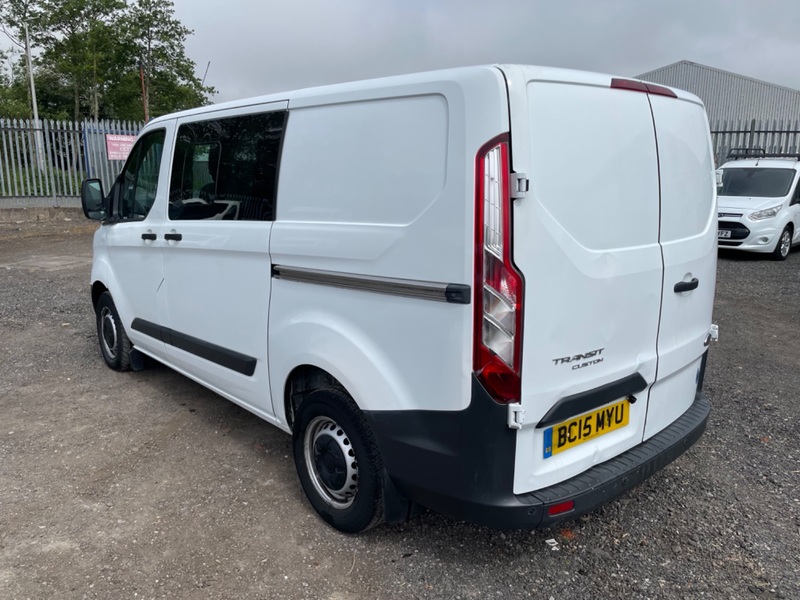 FORD TRANSIT CUSTOM Crew Cab. Aircon. DAB. Appleplay Android. 6 Seats. 2015