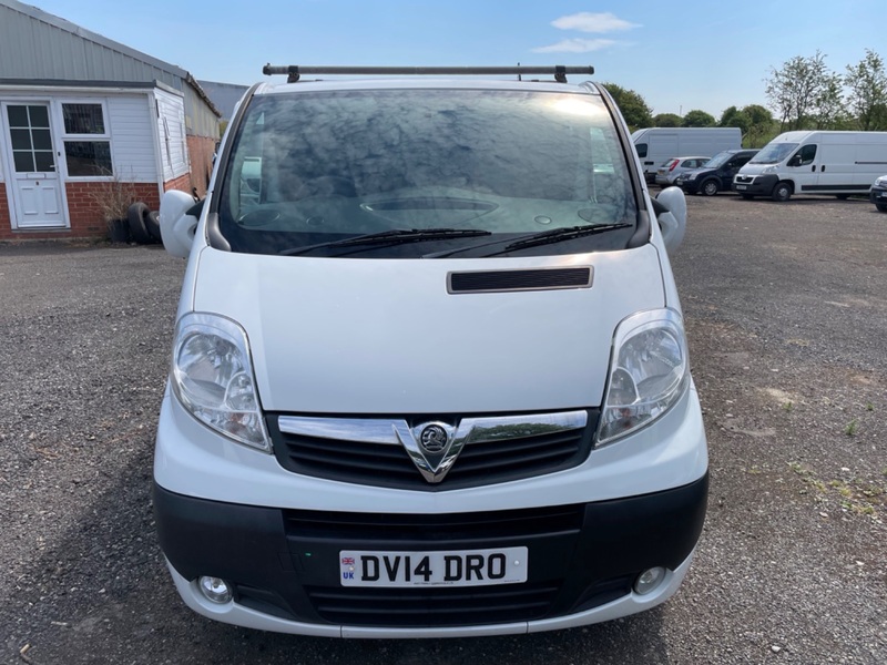 VAUXHALL VIVARO 2900 CDTI SPORTIVE LWB. AIRCON. B-tooth. Alloys. 2014