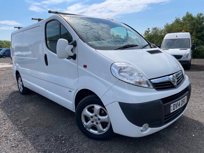 VAUXHALL VIVARO 2900 CDTI SPORTIVE LWB. AIRCON. B-tooth. Alloys. 2014