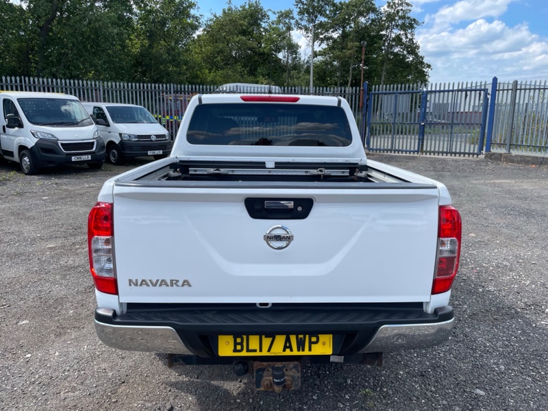 NISSAN NAVARA DCI N-CONNECTA 4X4 Double Cab Pickup.  Satnav. AC. B-tooth. 69k 2017