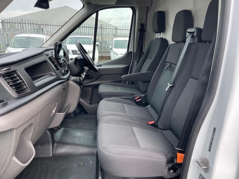 FORD TRANSIT 2.0 350 EcoBlue Trend L3H3 Facelift.  AC. Appleplay. Cruise. 2020